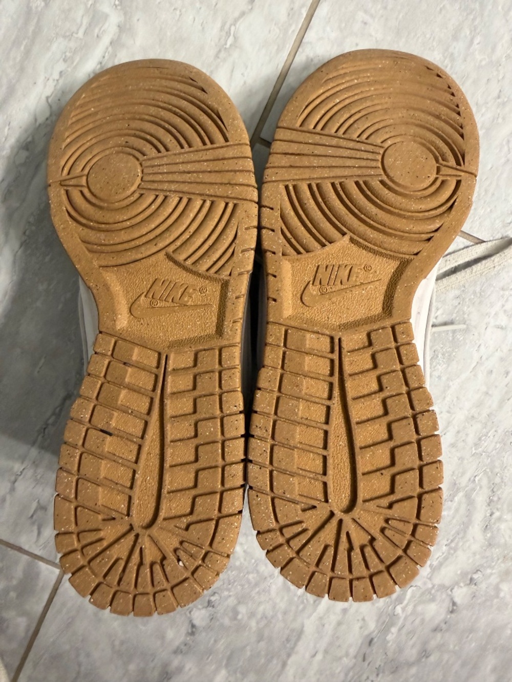 Nike Dunks - Picture 6 of 7